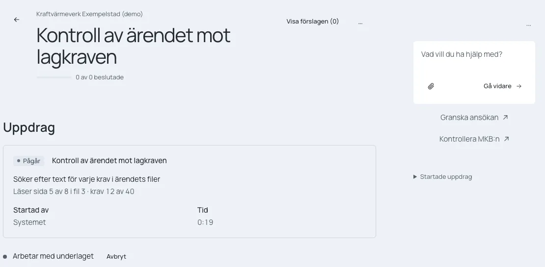 Ett uppdrag som pågår: kontroll av ärendet mot lagkraven. Agenten läser sida 5 av 8 i fil 3, krav 12 av 40.